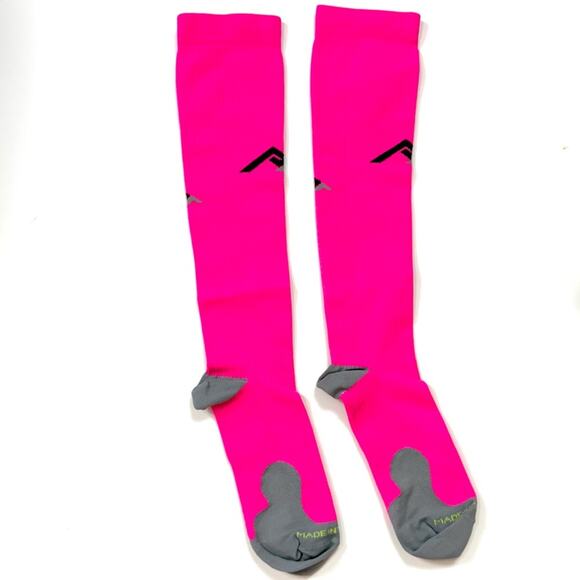 Pro Compression Socks - Picture 2 of 5